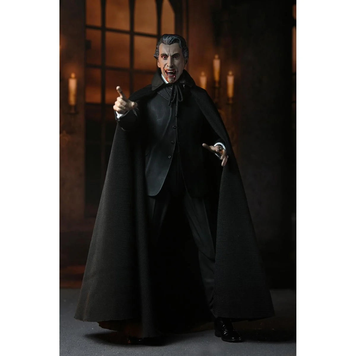 Hammer Films: Horror of Dracula Ultimate Count Dracula- 7in Scale Action Figure