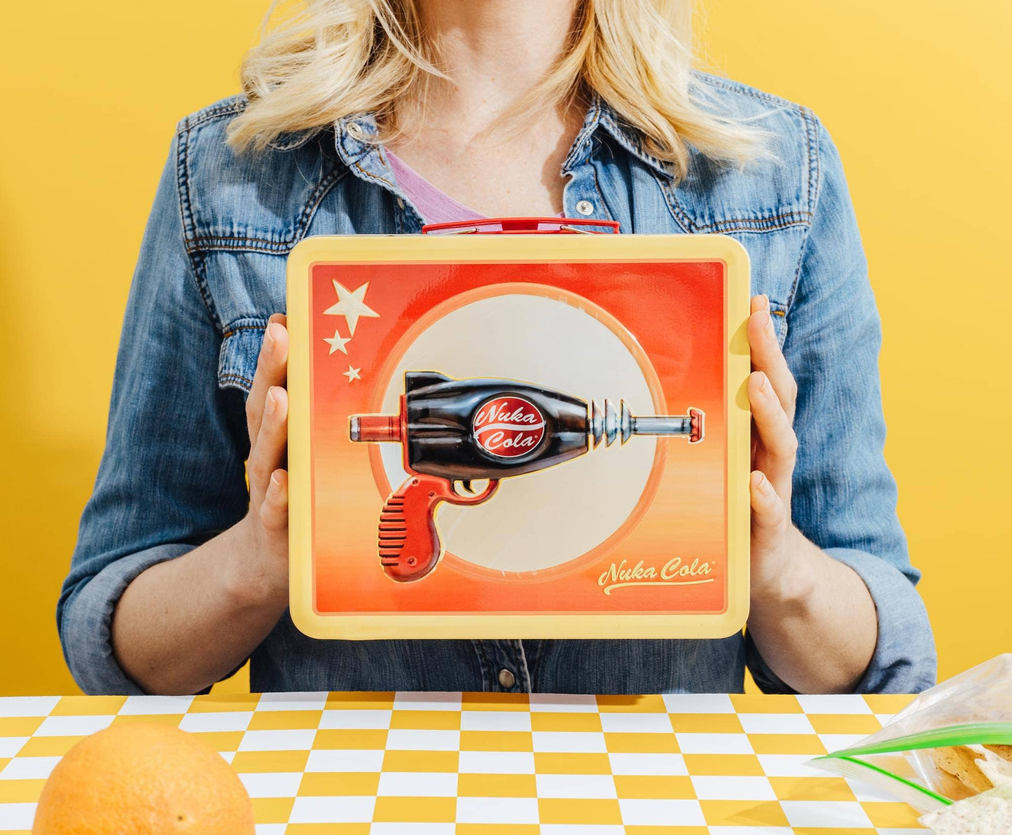 Toynk - Fallout Nuka-Cola Retro Metal Lunchbox