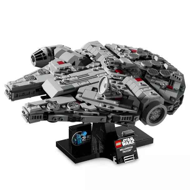LEGO- Millenium Falcon