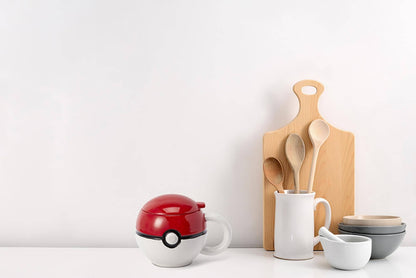 Toynk - Pokemon Pokeball Ceramic Coffee Mug with Lid