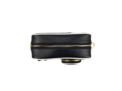 Classic Camara Crossbody