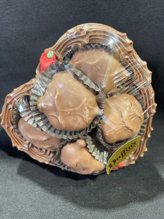 Daffin's 12oz Pecanettes in Heart Shell