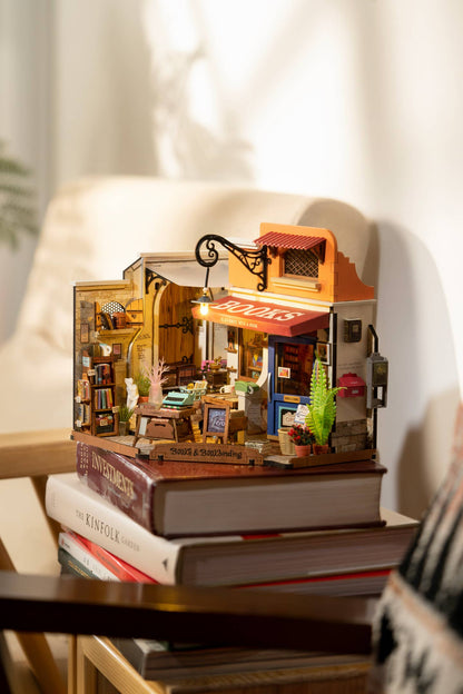 DIY Miniature House Kit: Corner Bookstore