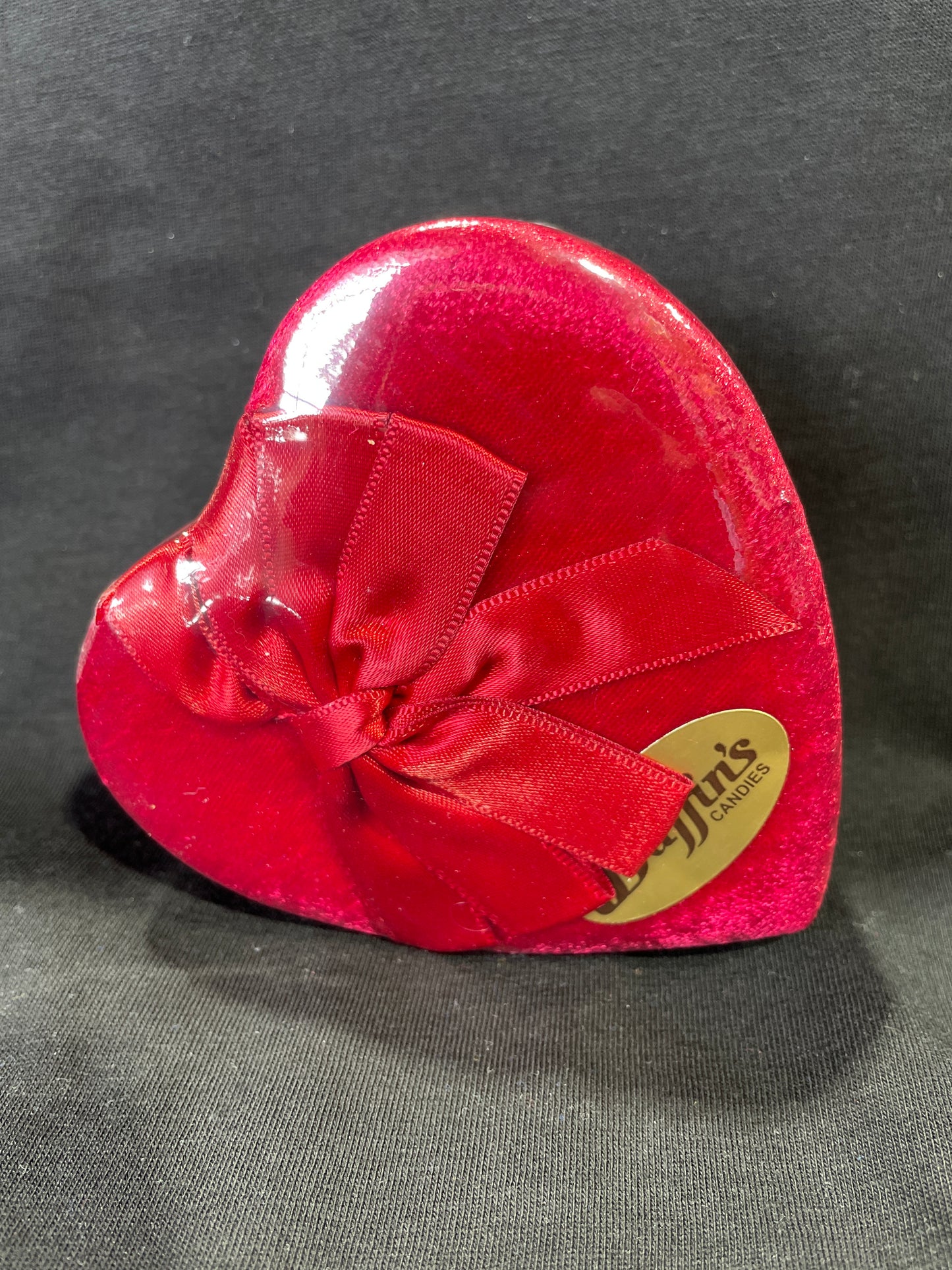 Daffin's Truffles in Velvet Box W/ Bow- 2.5oz