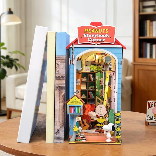 Peanuts Storybook Corner - DIY Book Nook Kit