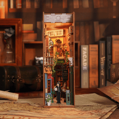 DIY Miniature House Book Nook Kit: 84 Charing Cross Road