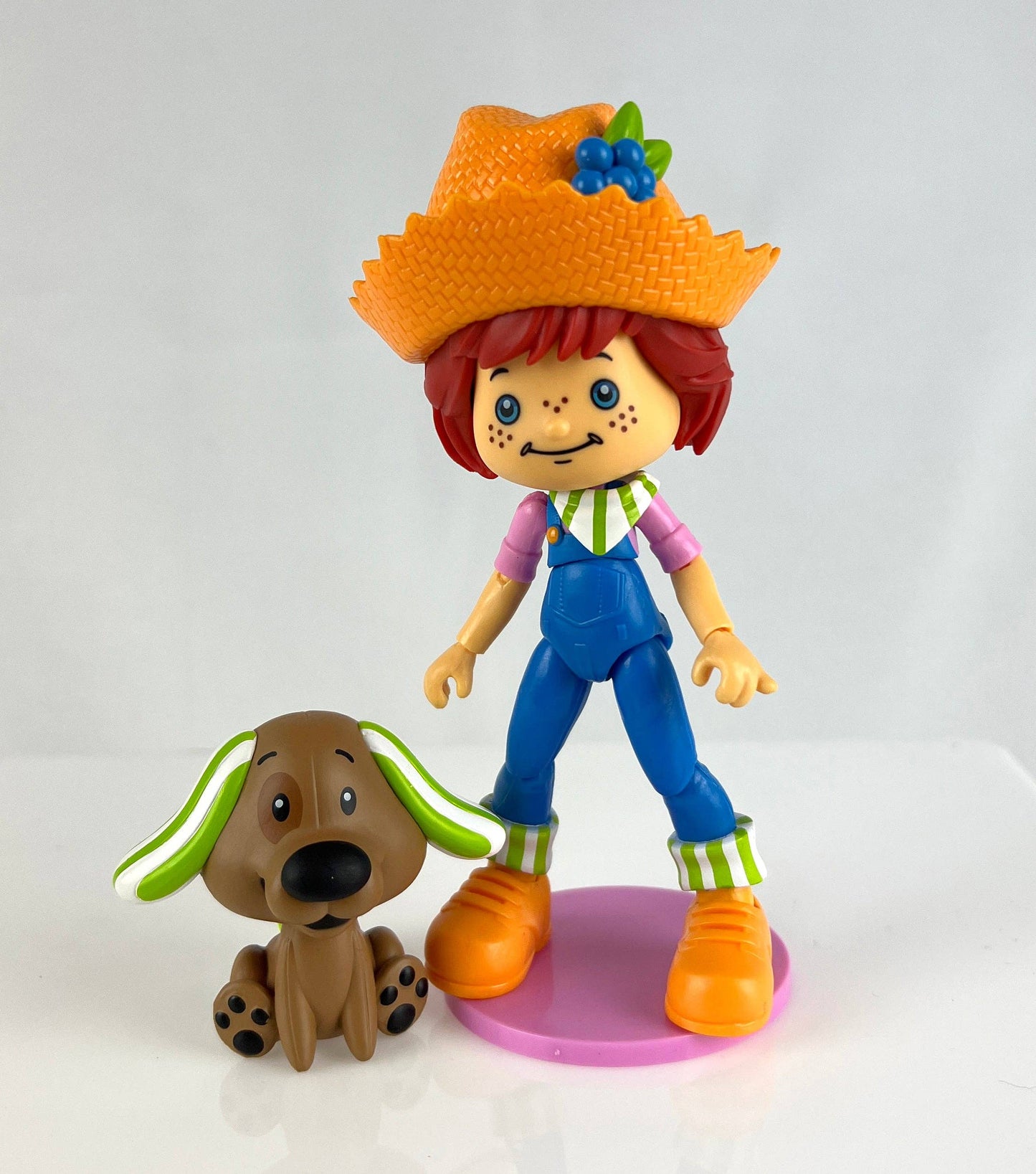 Boss Fight Studio: Action Figures and Collectibles - Strawberry Shortcake Premium Deluxe Huckleberry Action Fig.