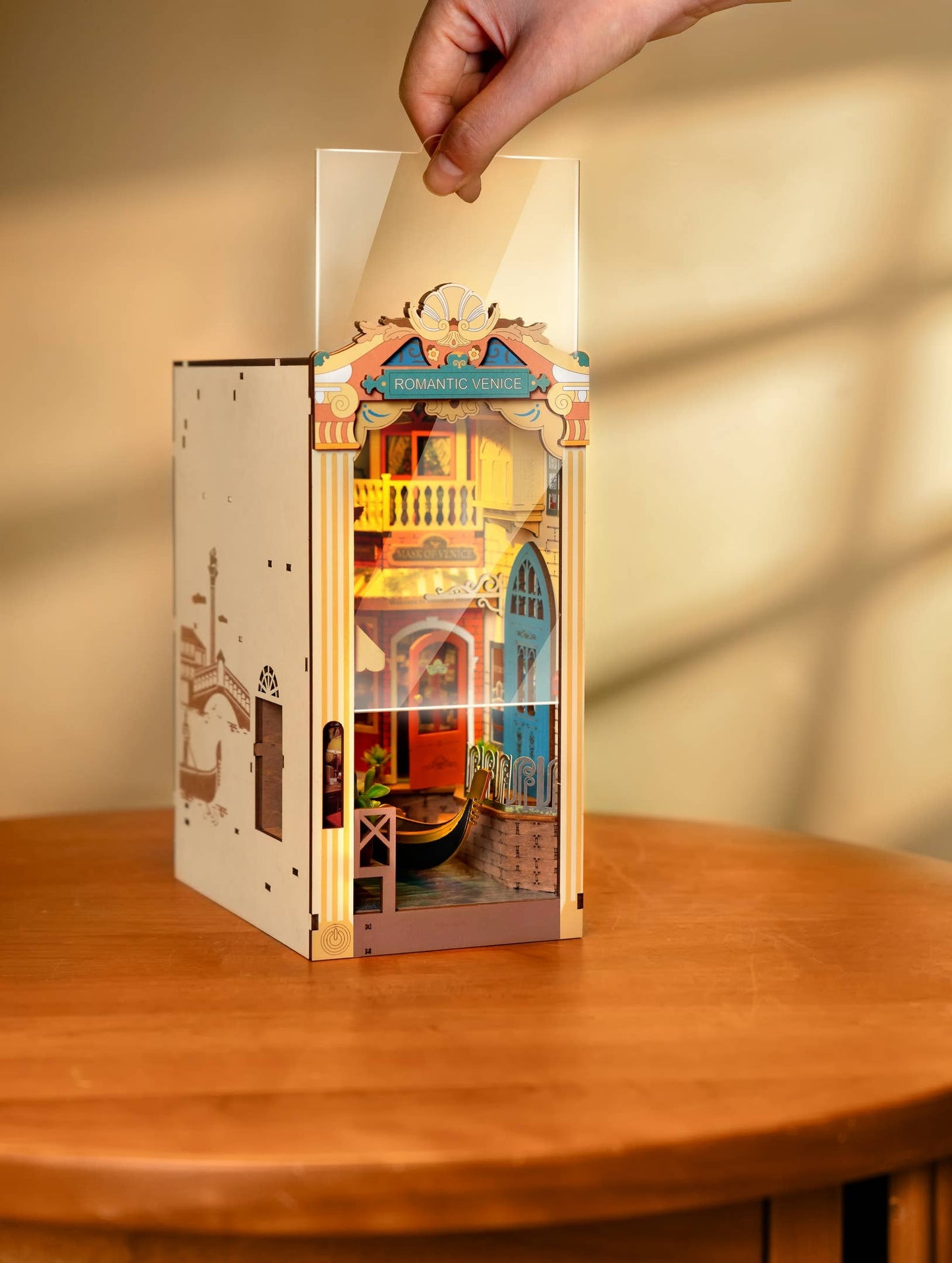 DIY Book Nook Kit: Romantic Venice with Dust Cover