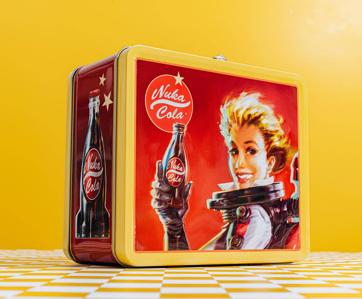 Toynk - Fallout Nuka-Cola Retro Metal Lunchbox