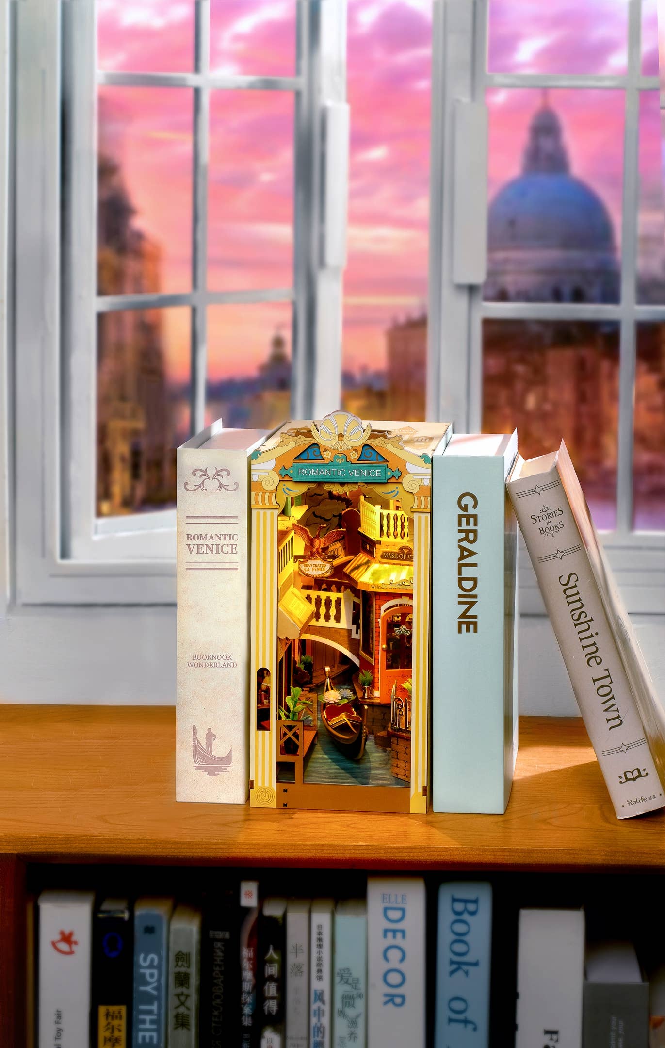 DIY Book Nook Kit: Romantic Venice with Dust Cover