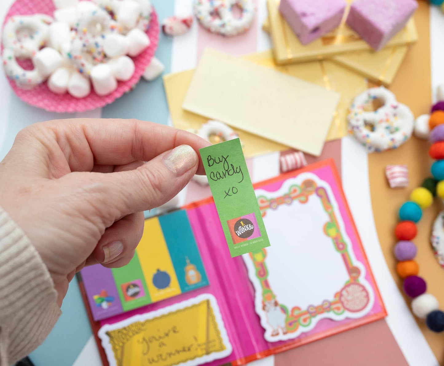 Toynk - Willy Wonka Chocolate Bar Icons Sticky Note and Tab Box Set