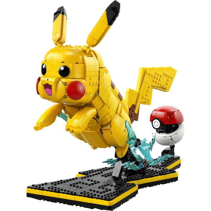 LEGO- Pikachu and Poke Ball