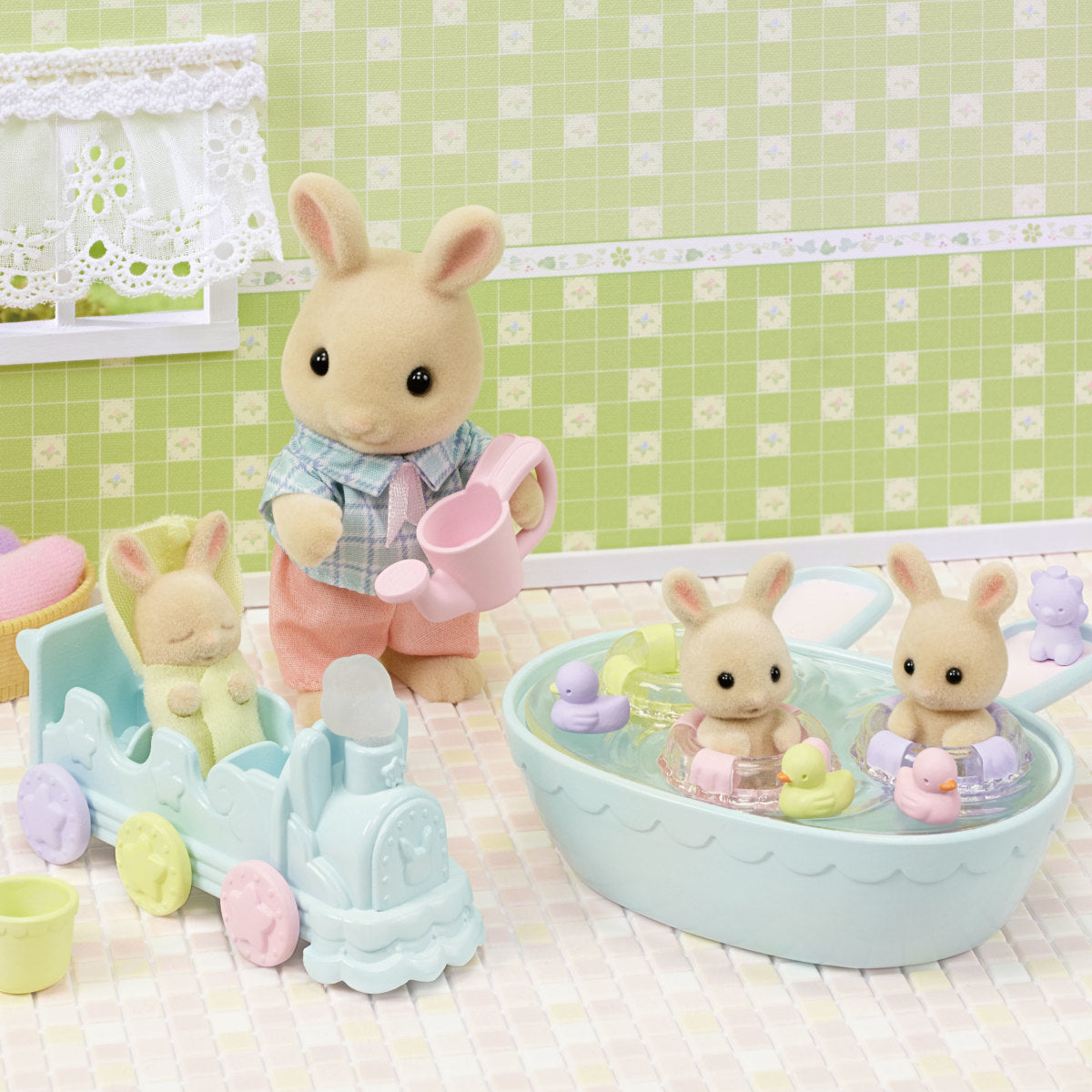 Calico Critters- Triplets Baby Bath Time