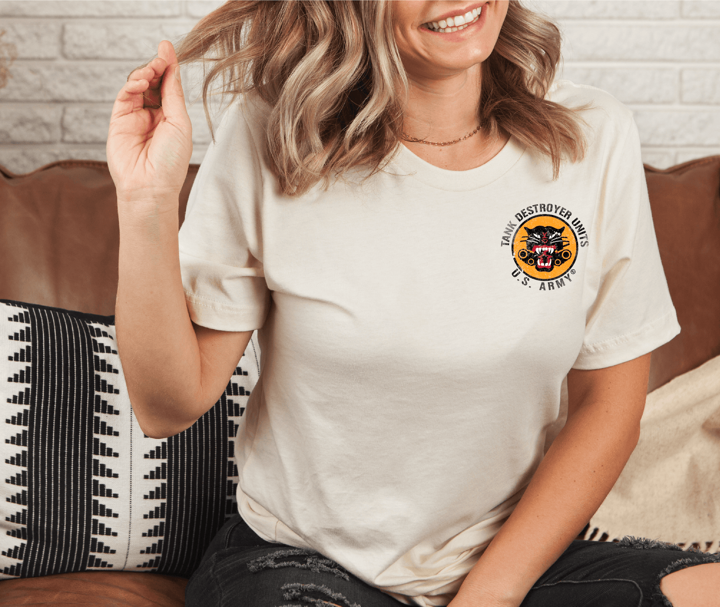Join the Tanks! U.S. Army ® Tank Destroyer Units | Vintage Cream Unisex Tee